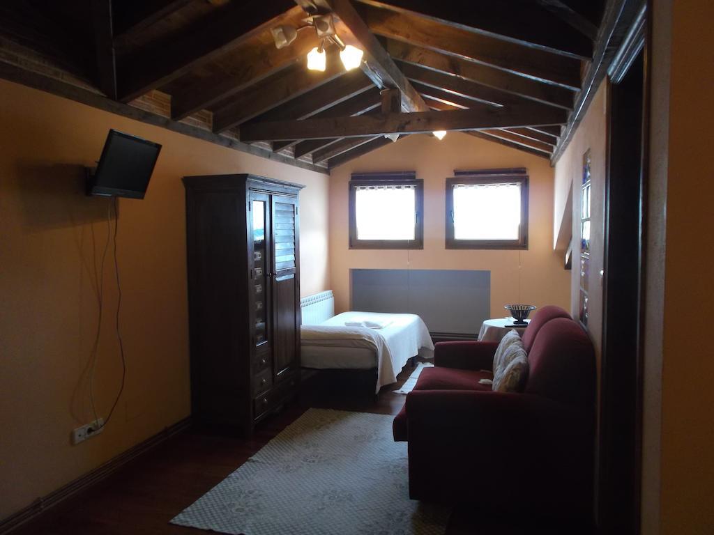 Hotel Rural El Rincon De Gadea Санта-Гадеа Экстерьер фото