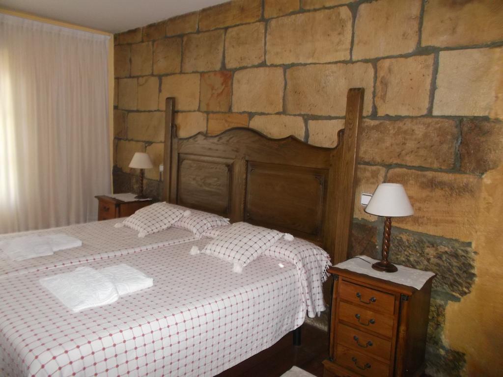 Hotel Rural El Rincon De Gadea Санта-Гадеа Номер фото