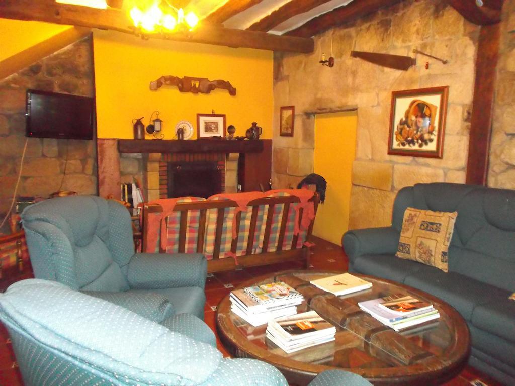 Hotel Rural El Rincon De Gadea Санта-Гадеа Экстерьер фото